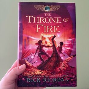 📚 4/25$ 📚 The Throne of Fire by Rick Riordan Hardcover Book